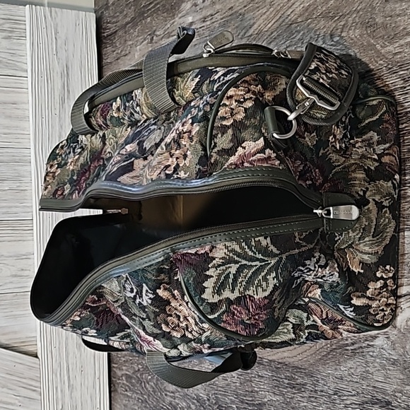 Protocol Vintage 1980's Floral Tapestry Luggage Weekender Bag & Carry On - Picture 10 of 14